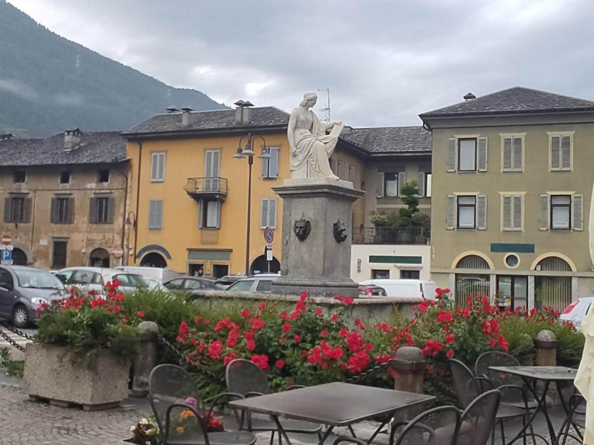 Tirano Express Luxury Apartments Buitenkant foto
