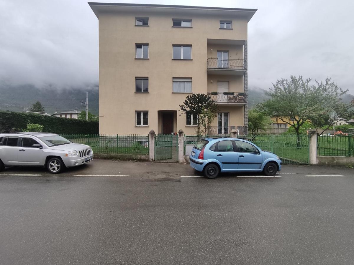 Tirano Express Luxury Apartments Buitenkant foto
