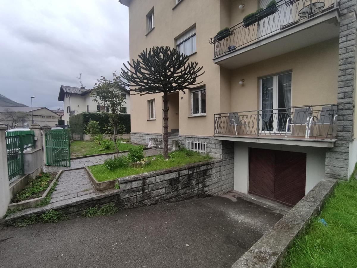 Tirano Express Luxury Apartments Buitenkant foto