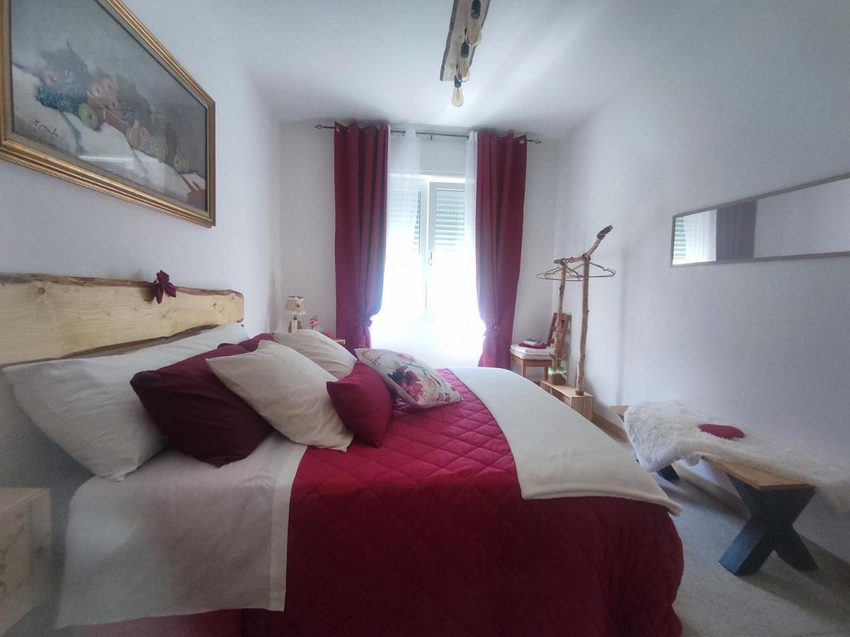Tirano Express Luxury Apartments Buitenkant foto