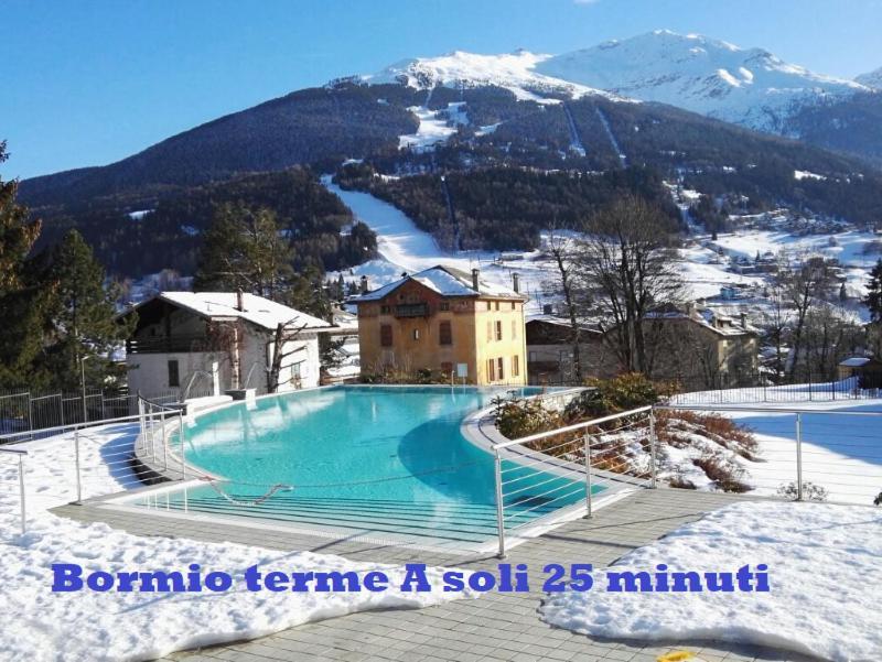 Tirano Express Luxury Apartments Buitenkant foto